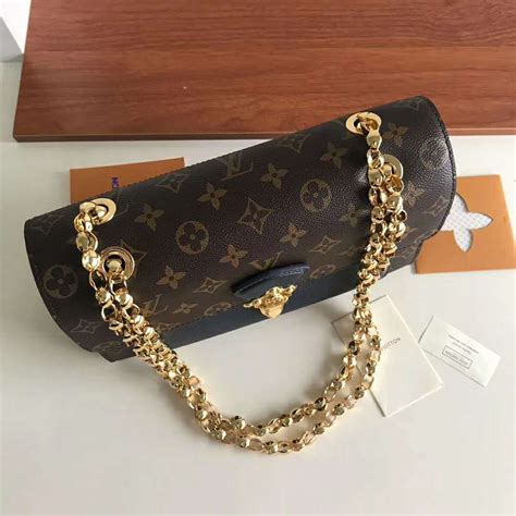 louis vuitton chain bag